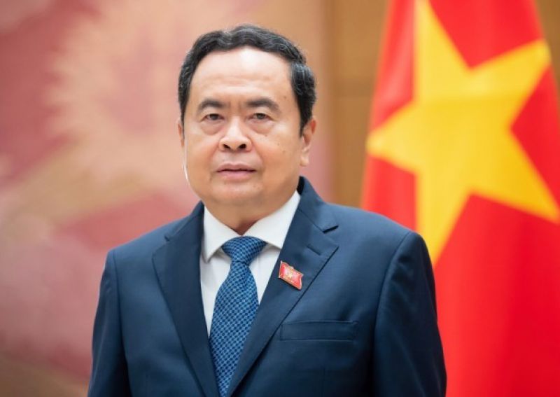 越共中央建议由苏林和陈青敏分别担任越南国家主席和国会主席
