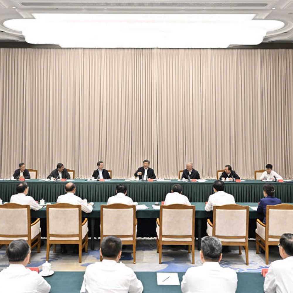 习近平主持召开新时代推动东北全面振兴座谈会并发表重要讲话 