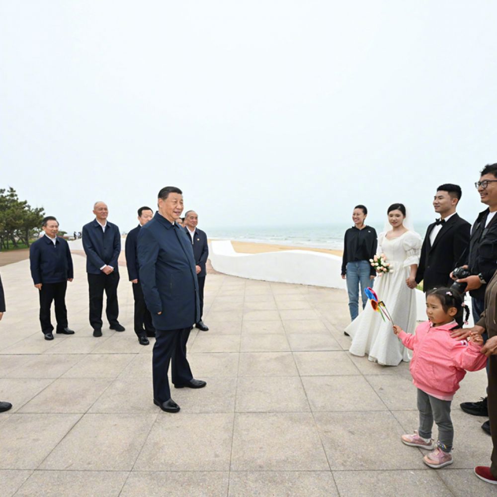 习近平在山东日照市考察调研