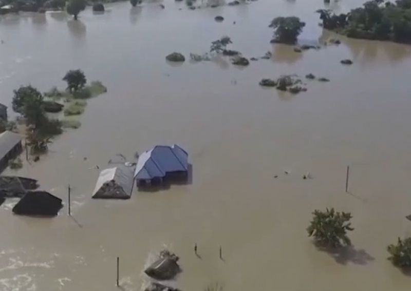 新华社快讯：坦桑尼亚持续暴雨已致155人遇难