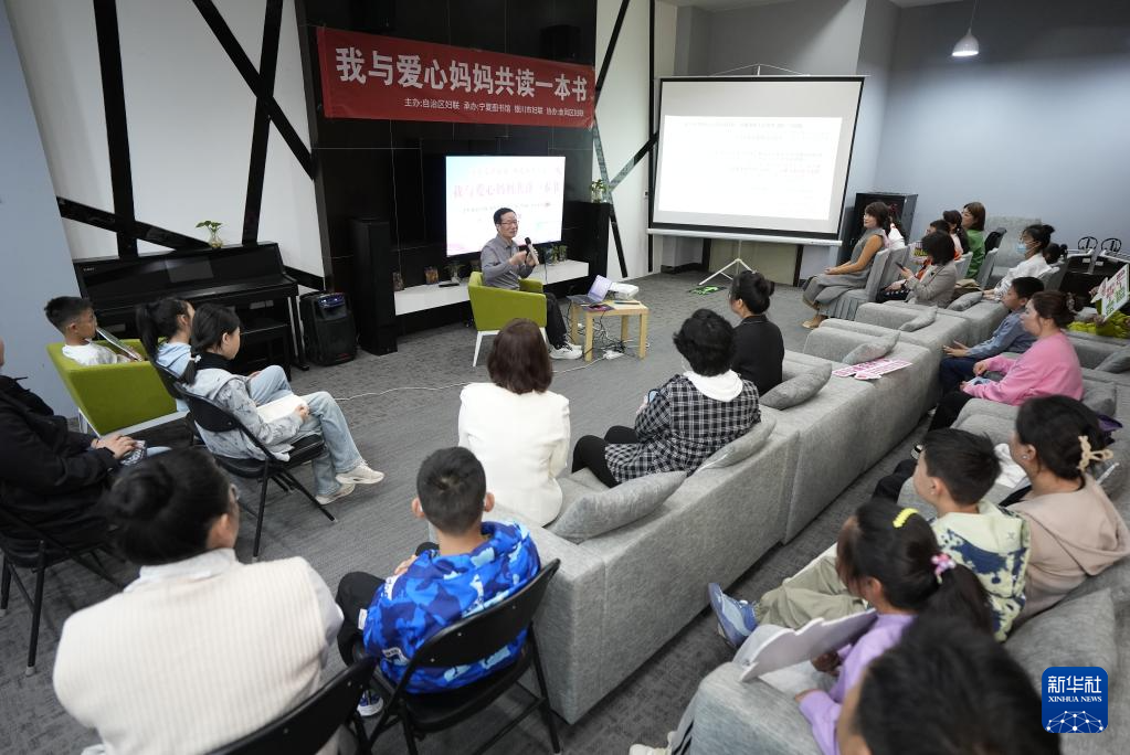 宁夏银川：倡导全民阅读共享读书乐趣