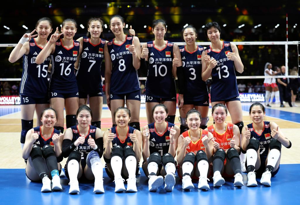 追光｜这场首考，新一代中国女排交出高分答卷