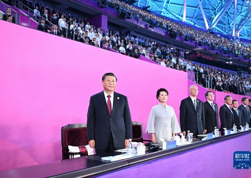 习近平出席第十九届亚洲运动会开幕式并宣布本届亚运会开幕 